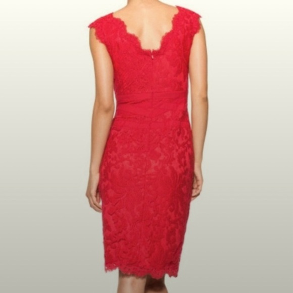 Tadashi Shoji Floral Embroidered Lace Scalloped V-Neck Dress Sz 6 Petite Red - Picture 2 of 9